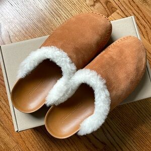 Jenni Kayne Shearling Lined Moc Clog, Saddle, New in Box, Size 39 (8.5 or 9 US)